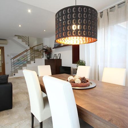Beach House Castelldefels Luaran gambar