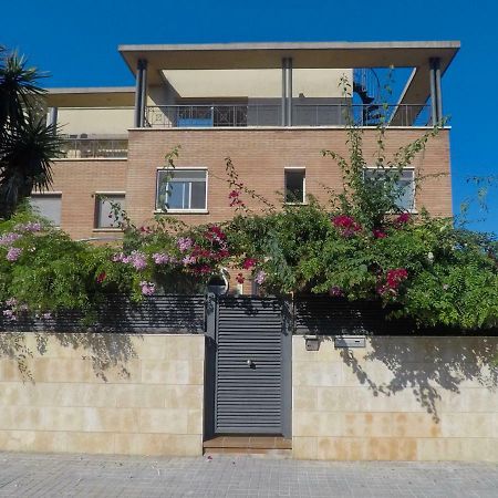 Beach House Castelldefels Luaran gambar